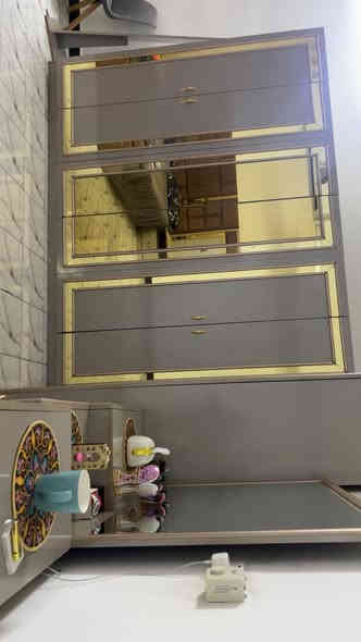 غرفة التركية 10قطع اخذتنة مليونين الاه ربع الله شاهد ورايدة 800واستعمال قليل رقمي ***********
