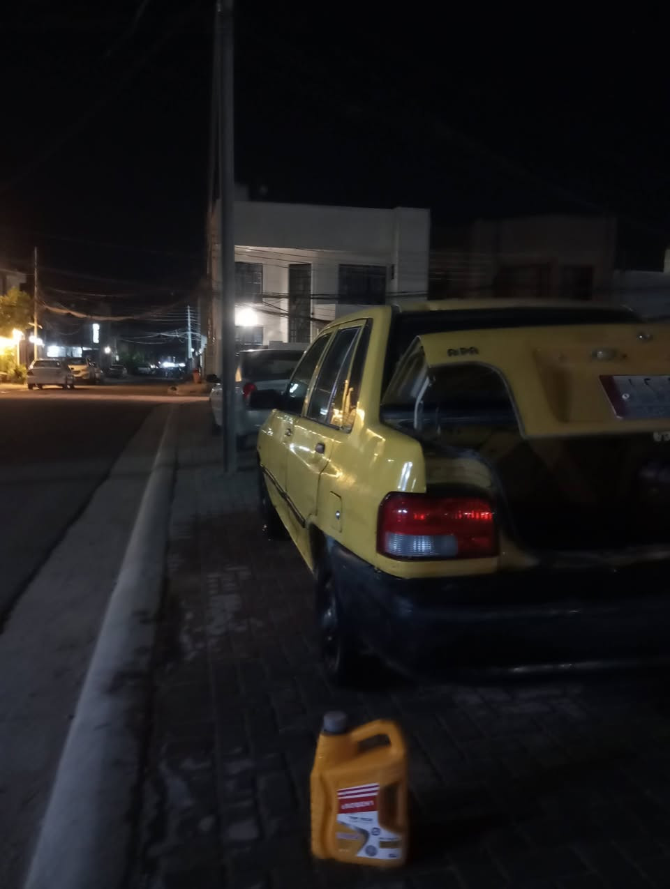 سايبه للبيع موديل ١٢مكينه ع سحك جديده سعر١٣
رعيه مجود
***********
