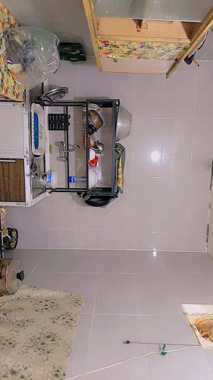 دار للبيع زراعي لام الخيل قريب حي العسكري غرفه وهول مطبخ صحيات نظيف كلش سعر 25 وبيه مجال شراي تصل ***********
