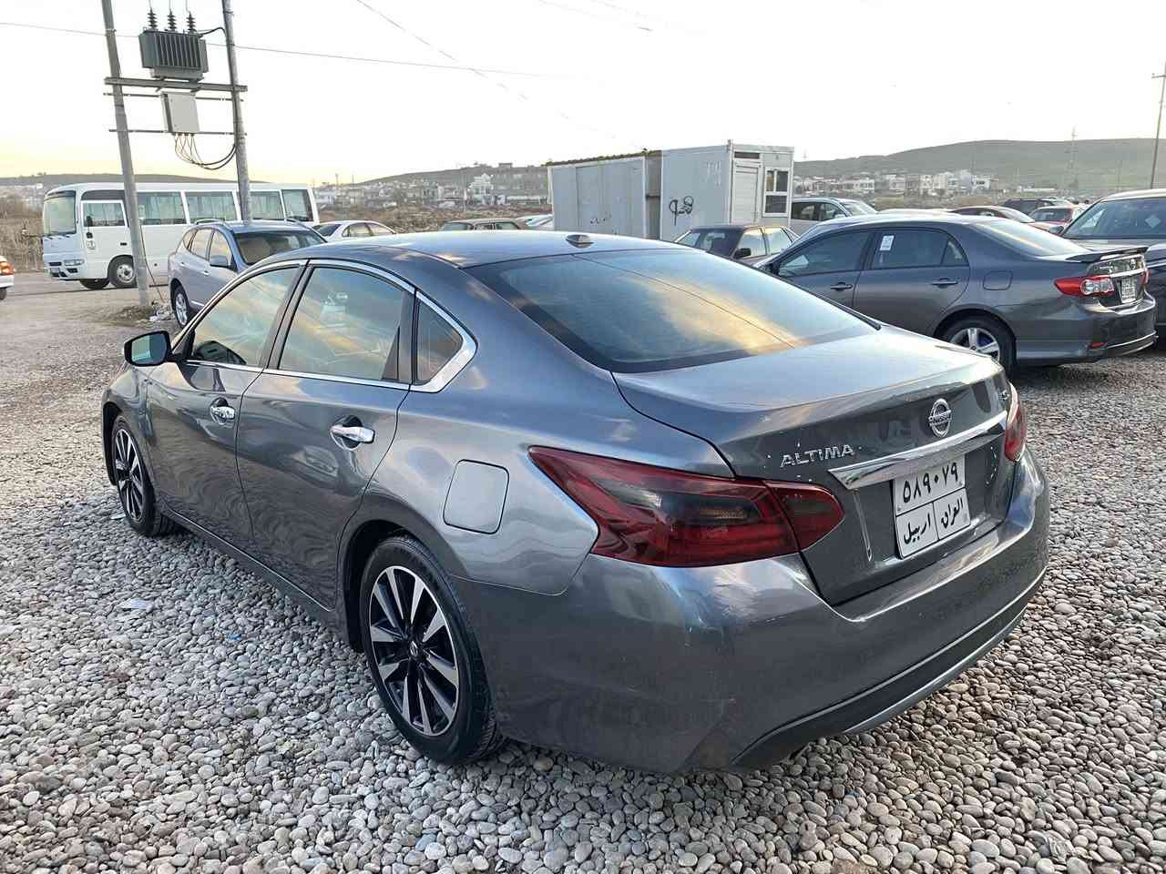 فوووووووووول مواصفات SL
کشن هیتر استیرن هیتر بصمە تشغیل عن بعد 
بیها خمس قطع صبغ بدون دواخل 
مکان سیارە قضاء بردرش 
سعر 106 بیها مجال للطیبین 
*********** واتساب موجود
