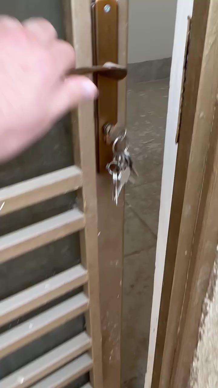 دار85م ملك طابو صرف على طابو الشعب

3غرف نوم و3 حمامات وصاله و ستقبال خدمات كامله بناء جديد غير مسكون

السعر90 مليون 

***********
