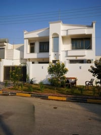 فلة • درة سامراء • ٢٥٠م