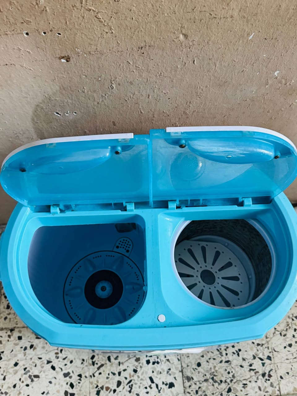 قيم وخذ الفرشات عدد ٢ الغسال ع فحص العنوان بعقوبه التحرير للتواصل ‭٠٧٧٣ ١٩٦ ٤٦٣٠‬ بعقوبة, ديالى
