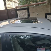 النترا ٢٠١٢ • ١٨٠٠ • فتحة سقف