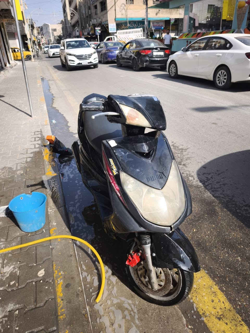 سكنس فحل نوزل خير من الله
دراجه بلاديه ومهتم بيها 
الدراجه على أيدي 
ما بيها اي نقص نكره ب اي وقت 
بس شوي كفراتها تعبانه 
مكاني الأعظمية 
***********
