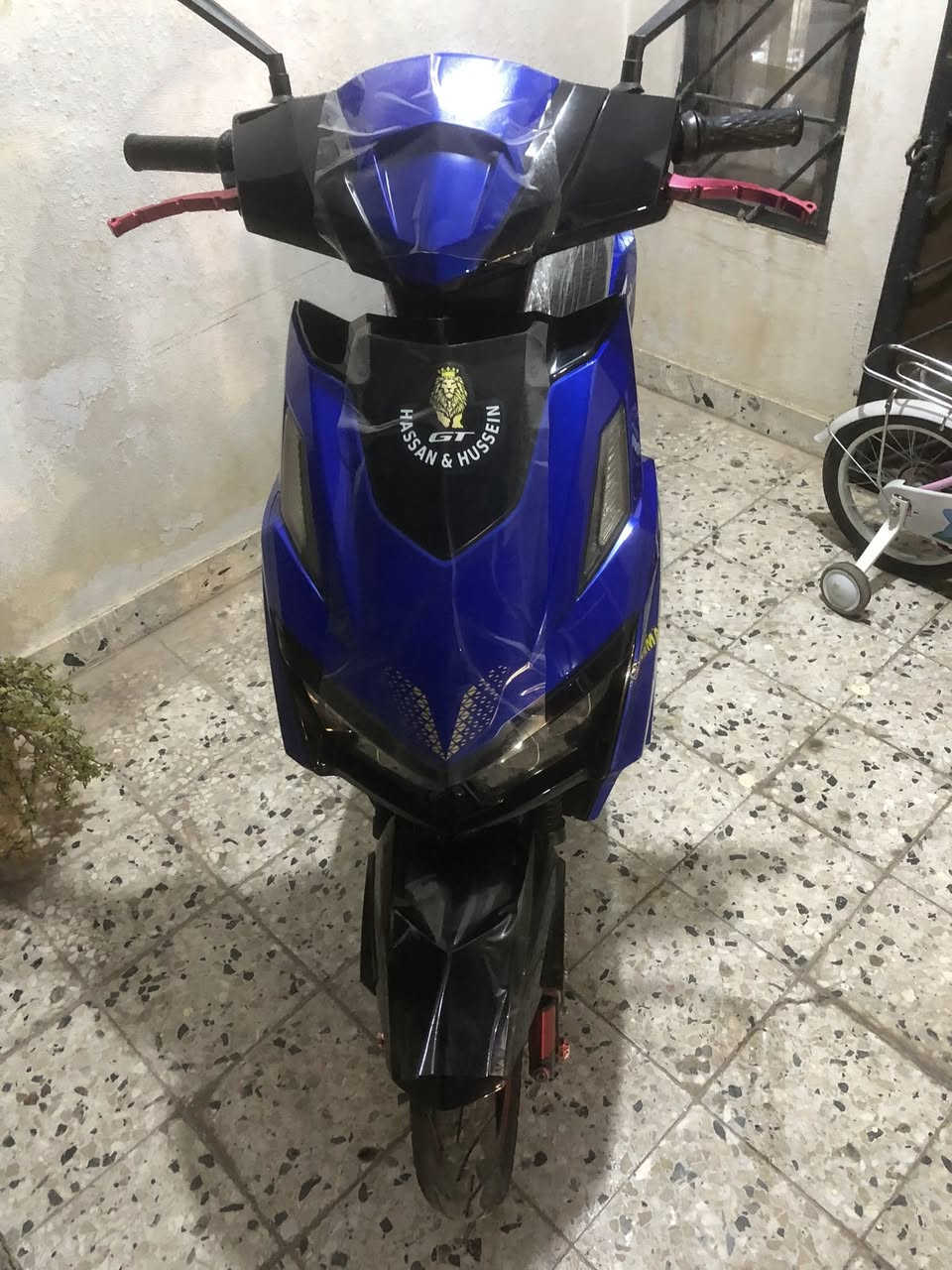 السلام عليكم ماتركس للبيع استعمال قليل شرط النظافه شوفت عينك مابيها اي نقص خبر من الله 6بطاريات كبار ملف 1800 دراجه نظيفه كلش سعرها 500وبيها مجال مكاني بغداد قرب وزاره الخارجيه للاستفسار ***********وتساب محمول للشراي فقط
