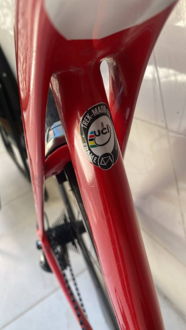 Trek Madona .2012
Orginal U.S.A
 کامل کاربوون 
قیاس 54
گیر 11*2
وزن 8.5 کیلو


**إذا كنت صاحب هذا الإعلان وتريد حذفه لأي سبب، رجاءا أرسل رسالة إلى الدعم الفني**