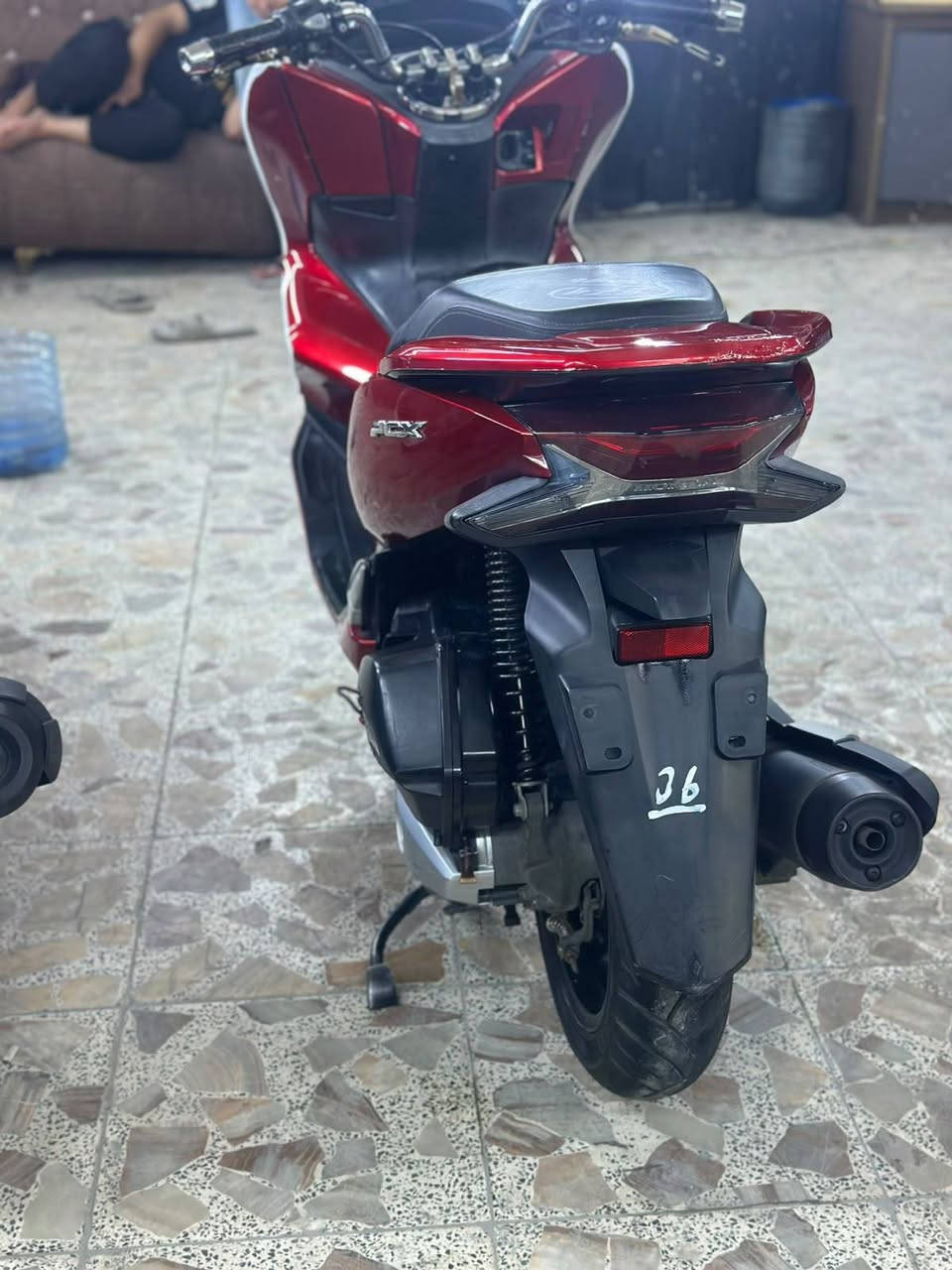 سلام عليكم PCX جيل الثالث ياباني JF
مصارلهة هواي من نازله كفاله الدراجه كفر ومكينه لوك
الورقه مال مزاد✅
السعر18مكاني الاعظمية بعد سنه اذا كلولك مفتوحه ترجع والي يريد فديو توضيحي يراسلني ماسنجر ممتواجد
شراي اتصل ***********
