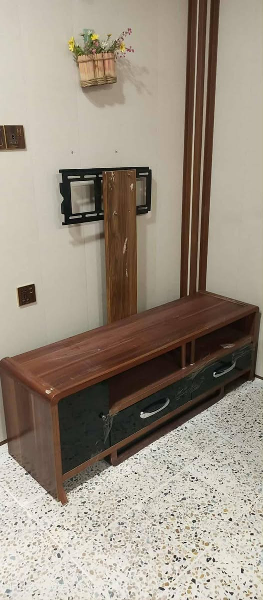 مساء الخير الصوبة الغازيه وكهرباء هماتين وهيتر بيها شغاله للبيع نهايتها 25الف وميز مال تلفاز 15الف نهايته مكاني رابرين  سليمانيه


**إذا كنت صاحب هذا الإعلان وتريد حذفه لأي سبب، رجاءا أرسل رسالة إلى الدعم الفني**