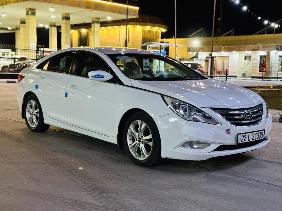 ‏سلام عليكم للبيع فقط سوناتا 2012 خليجي مكينة 2400 دوش شرط لا فتح ولا تنقيص ولا بخار سيارة لحد الآن على وضع الشركة ماشية  115 فقط  حقيقي دك جرس لمن تعبر ال (120)
‏سيارة على إيد وحدة استخدام موظف
‏باسمي شخصيا سنوية لل30 شرط التحويل السيارة كفالة عامه عدا بارد بسيط بطرف البنيد شرط بدون دواخل وحته برااغي البنيد ممفتوحه  الباقي رصعه مابيه والسونار مرفق  بالمنشور 
السياره احلا من الصور وجدا نظيفه حبايب طفايته وغراضه مال الشركه لحد الان موجوده وياه
السعر 126وبيه مجال بسيط جدا 
العنوان بابل
***********
