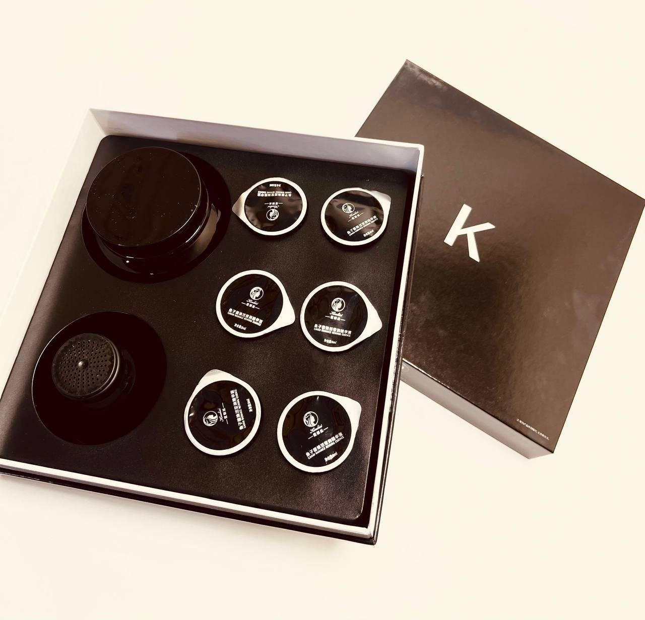 بكج إصلاح الشعر بالكافيار ✨🌸🔥
مناسب لكل أنواع الشعر: جاف، تالف، ومعالج بالألوان.
يحتوي على: معالج + 6 علب كافيار + وعاء لتوزيع المواد.
الكافيار الأسود يساعد على:
إصلاح الأطراف المتقصفة
تقوية الشعر وتعزيز نموه الصحي
تنعيم وترطيب الشعر الجاف والعادي
معالجة الشعر المطاطي والمتكسر
طريقة الاستخدام: 1–2 مرة أسبوعياً حسب حاجة الشعر.
#اكسبلور #explore #الاصلي_100


**إذا كنت صاحب هذا الإعلان وتريد حذفه لأي سبب، رجاءا أرسل رسالة إلى الدعم الفني**