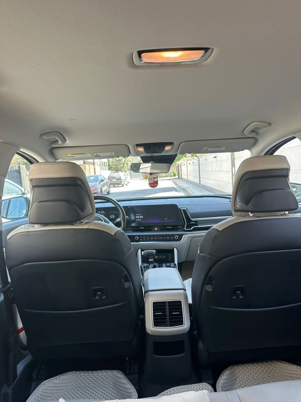 سبورتج موديل 24 
اللون رصاصي غامق او نفطي
السيارة كلين بدون ضربه حادثها سرقة محتويات الصندوك مع الباب مال صندوك مصلحة وكامله بلاد اصلي 100‎%‎ مع ارجاع كامل المحتويات المفقودة 
السيارة فول ماعدى الفتحة 
محرك 2500 
السيارة مغلفة نانو سيراميك
للأستفسار اتصل على الرقم 
السياره فول الفول عدى الفتحه 
السياره زيرو واكلين ماشيه فقط ٦٠٠٠ بالعافيه على الي ياخذه 
وسعره ٢٢٠ وبيه مجال بسيط ان شاءالله 
مكانه بغداد 
مرقم وكامل شرط التحويل 

***********

وذا ما عجبتك السياره هاي القناه بيه اهواي سيارات معروضه

https://t.me/ali1hhm
