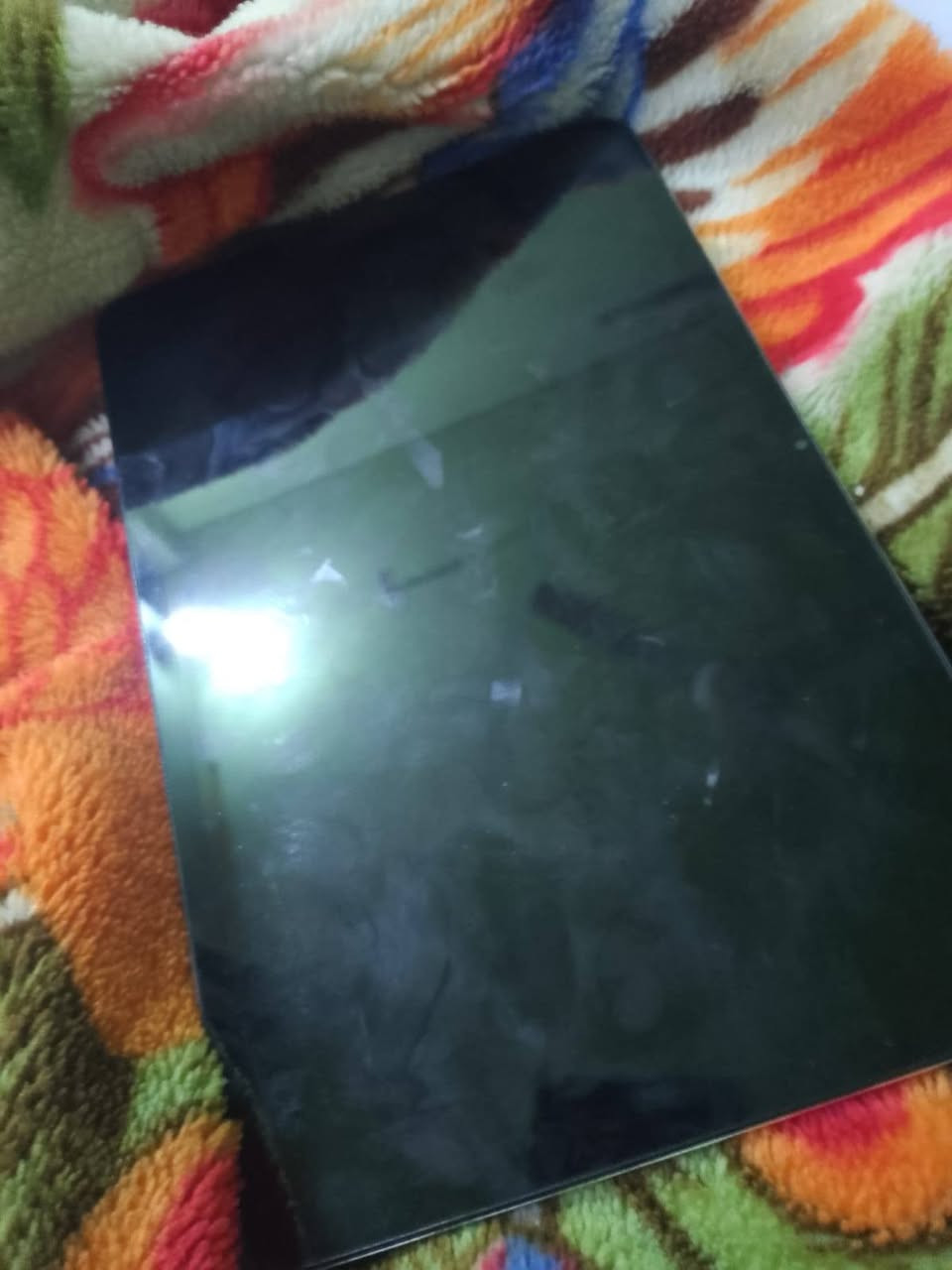 هذا جهاز Xiaomi Pad 6، ذاكره 128
• 11 إنش
 • دقة 2880×1800 (2.8K)
 • معدل تحديث 144Hz
 • Dolby Vision + HDR10
 • سطوع عالي تقريباً 550 nits

⚙️ المعالج والأداء
 • Snapdragon 870
 • أداء قوي جداً للألعاب والدراسة والمونتاج الخفيف
 • نظام أندرويد مع واجهة MIUI Pad (حالياً HyperOS ببعض الإصدارات)
السعر 300وبيه مجال


**إذا كنت صاحب هذا الإعلان وتريد حذفه لأي سبب، رجاءا أرسل رسالة إلى الدعم الفني**