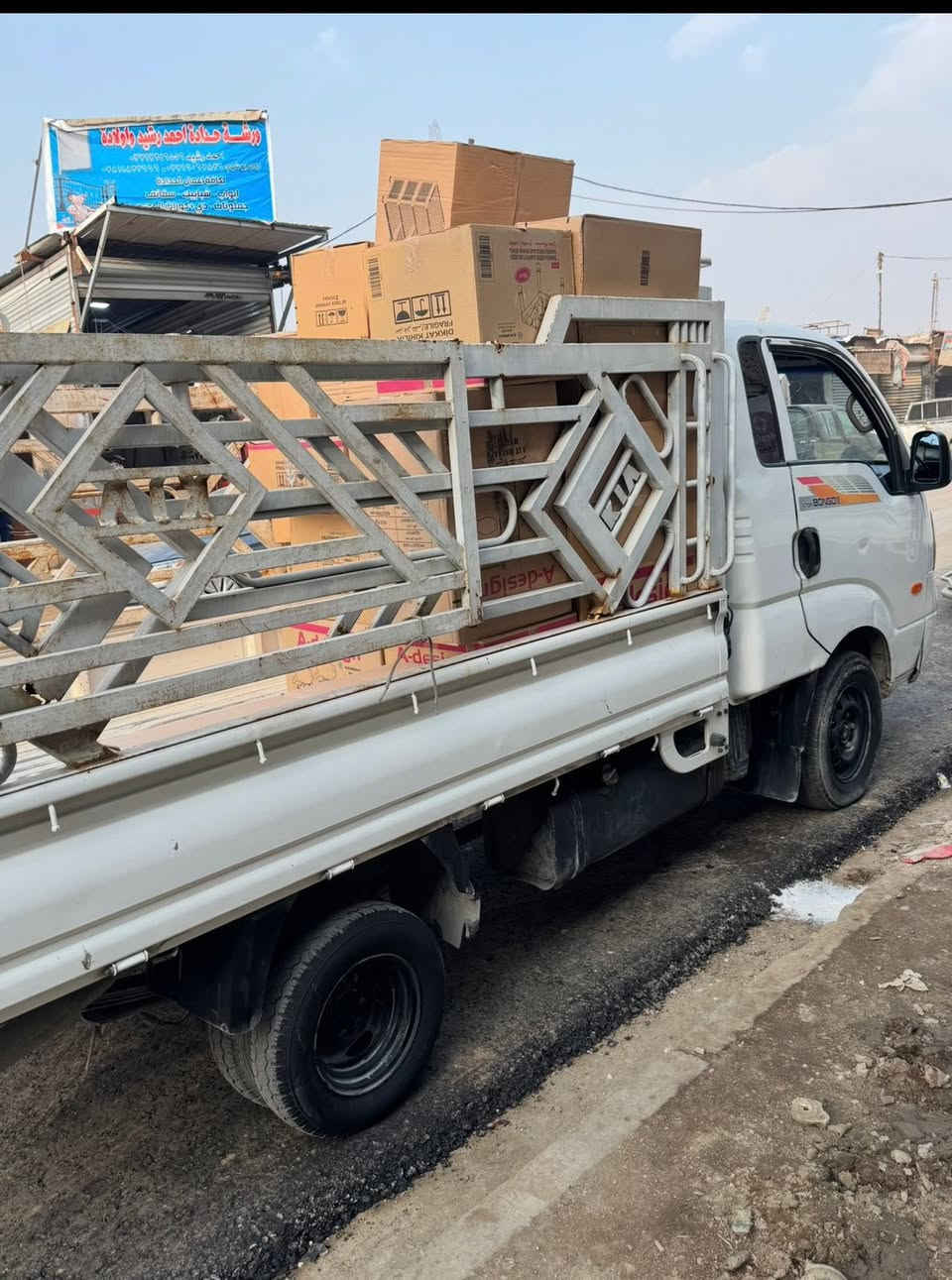 سلام عليكم 
بنكو ادوات موديل 2018 
كير ومحرك وتبريد كفاله 
بيه حصه كاز نضافه 80%
عنوان السياره بصره 
السعر 50 وبيه مجال 
للاستفسار ***********
