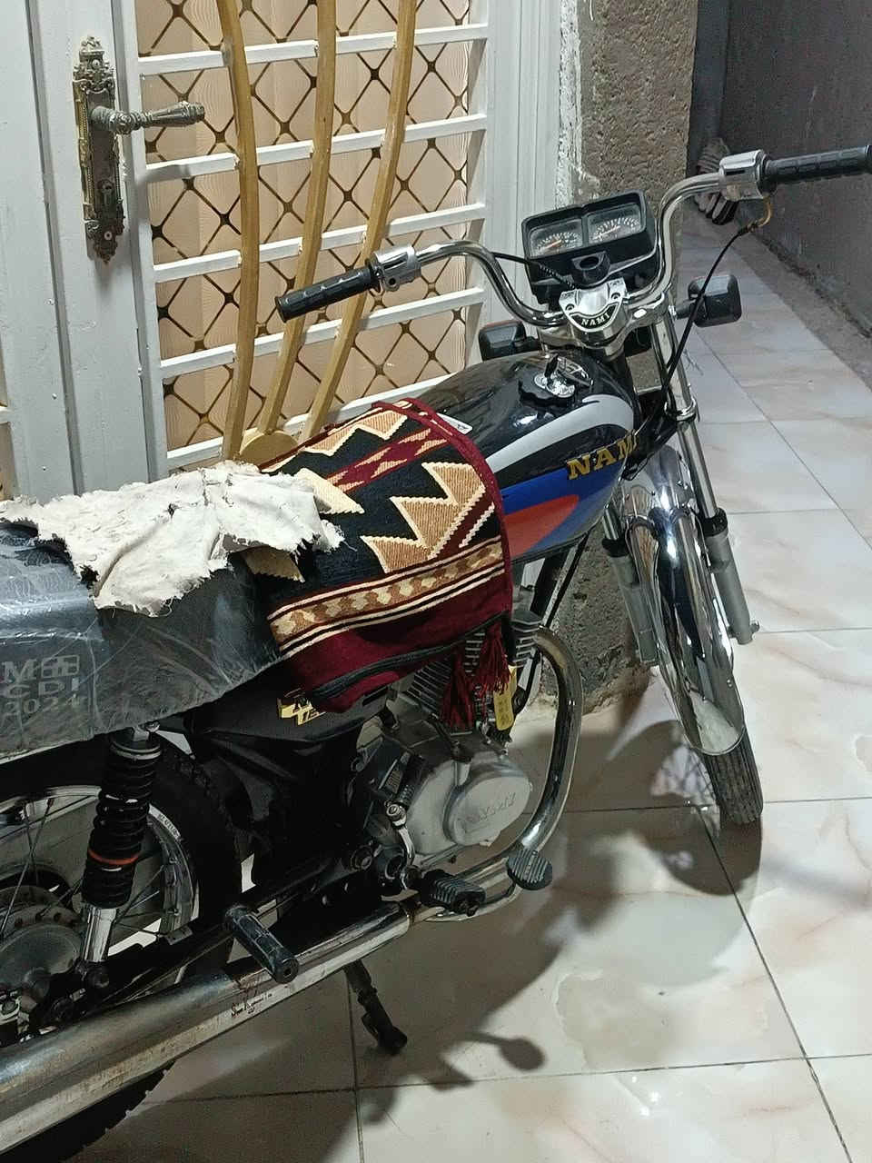 نامة شلامجة اوراق أصولي أوراق أصولي مفتوحة ولفات جانت حربية ورجعت كاملة بيها نواقص مستعجل دراجة كفالة ما معاتب ***********
