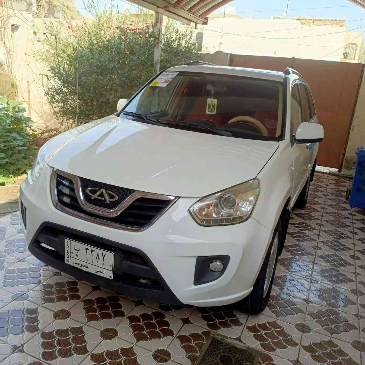 اللهم صل على محمد وال محمد
شيري تيكو ٢٠١٣ لاضربة ولاتبديل ولافتح رقم مثنى  ب كير و مكينة خير من الله تبريد شغال كهربائيات كاملة تخم تاير السيارة جاهزة وخير من الله 
للاستفسار ***********
مكان السيارة الديوانية مركز المدينة
