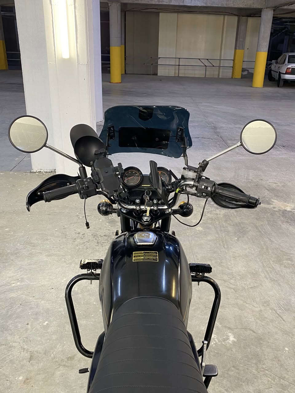 Rkc
ماشية 35 الف
محرك 200cc 
السعر 2 مليون و100
*********** 
مكان اربيل
