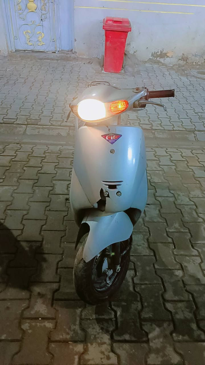 سلام عليكم دراجة يماهة ياباني دراجة أصولية دراجة حلوة اوراق كاملة ٦ورقات مالاتهة كهربائياتهة كلهة شغالة ديشبول كلو مرت كيج مال بانزين شغال اشاير اكلوب بك لايت شغال ويا البريك دراجة حلوة ما متعوبة السعر 150ببهة مجال أو مراوس اشعدك نزل مكاني بغداد حي اور  موجود خاص


**إذا كنت صاحب هذا الإعلان وتريد حذفه لأي سبب، رجاءا أرسل رسالة إلى الدعم الفني**