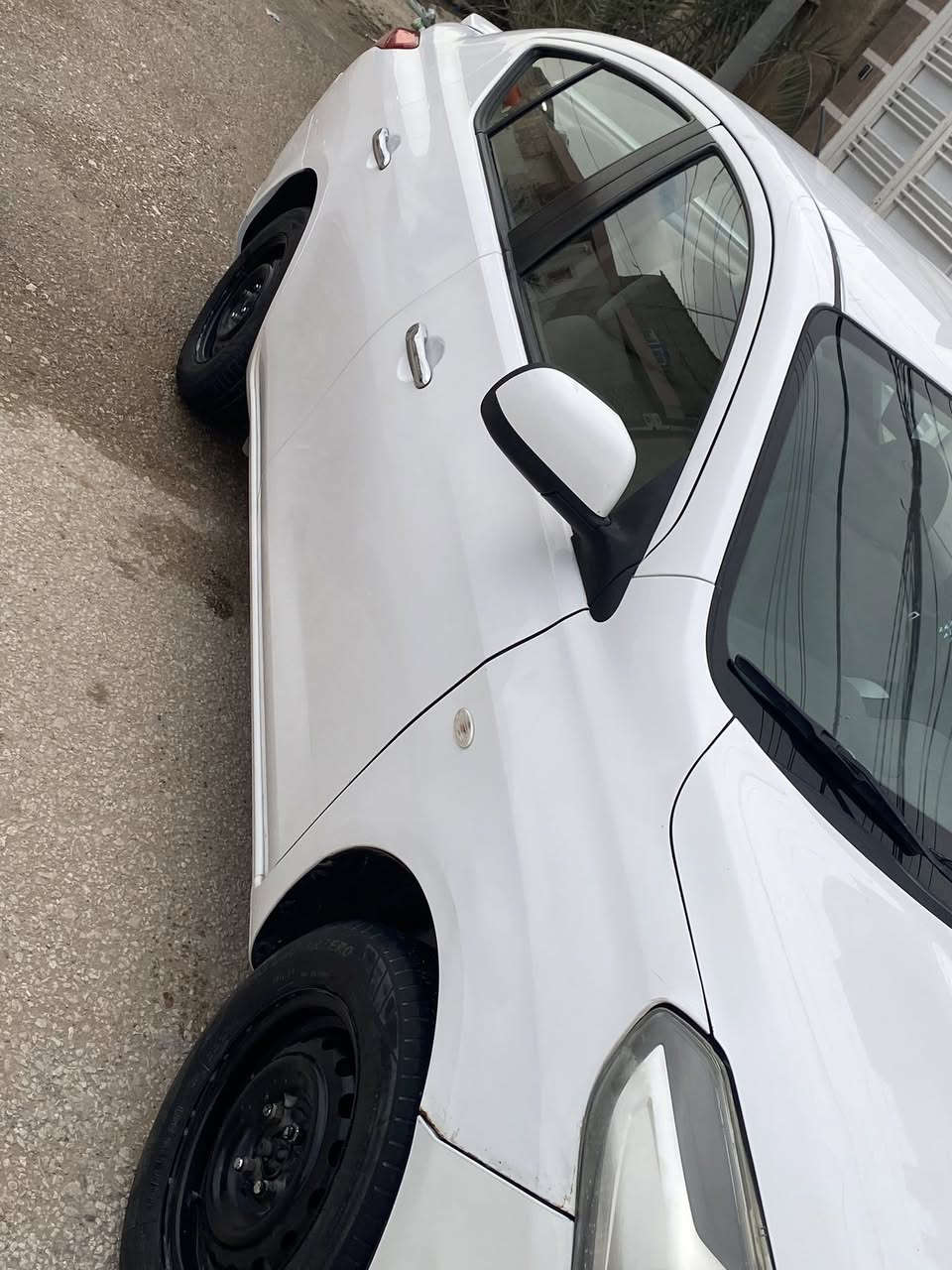 بسم الله الرحمن الرحيم 
نيسان صني موديل 2018 مكينه كير حداديه تخم تاير  تبريد فقط بيه صبغ بل جاملغ الخلفي رقم اربيل باسم شركه تريد وكاله او تحويل العنوان نجف كوفه الرقم ***********اكو واتساب
