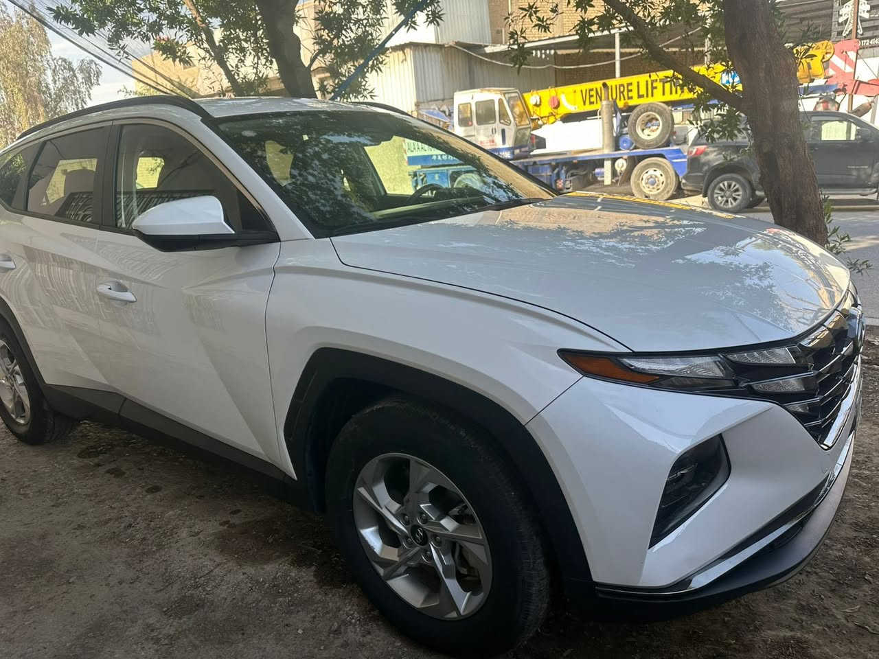 السلام عليكم توسان 2024 لون ابيض ماشيه 17 الف وارد امريكي صور حادث مرفقه وبيه سياره نضيفه مواصفات بدون سلايت رقمي *********** اتصل وبيك خير و تدلل
