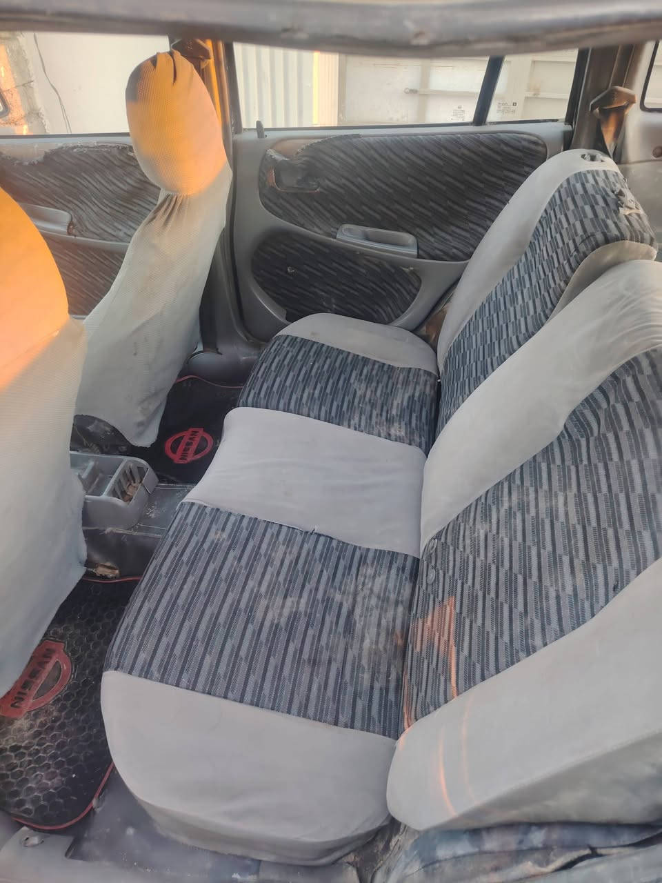 سلام عليكم سياره وبل استره حجم18 كير محرك بدايه صرف تخم تاير حاديه جديده ساره رقم دياله يرهم مراوس ونقدم سعر 25 بيها مجال بصيط مكاني تكريت ***********
