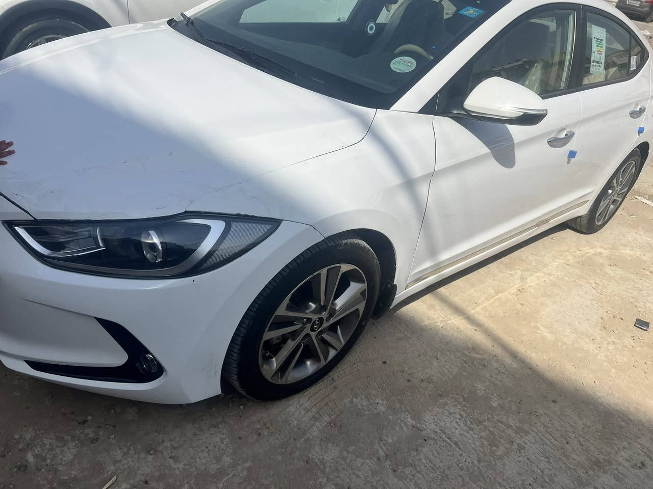 السلام عليكم النترا٢٠١٨خليجي
محرك الفين دوش مواصفات السيارة فتحة قطعتين تبريد ويل ١٧حساسات وكاميرا وشاشة مري شفط تحكم جهتين داخل بيجي مكفولة من الضربة والصبغ بيها خشم الجاملغ بارد والبنيد وسونار موضح مع الصور سيارة بااسمي رقم وهزة جديد تحويل ثاني يوم سيارة ماشية ٨٦حقيقي نظيفة السيارة بمعنى الكلمة وجاهزة من كل النواحي السعر ١٤٥ولاستفسار الاتصال على رقم ***********
