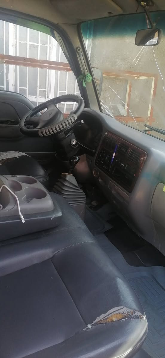 كيه فونتيره للبيع مكان نجف ناحيه العباسيه الاستفسار الاتصال على الرقم ***********
