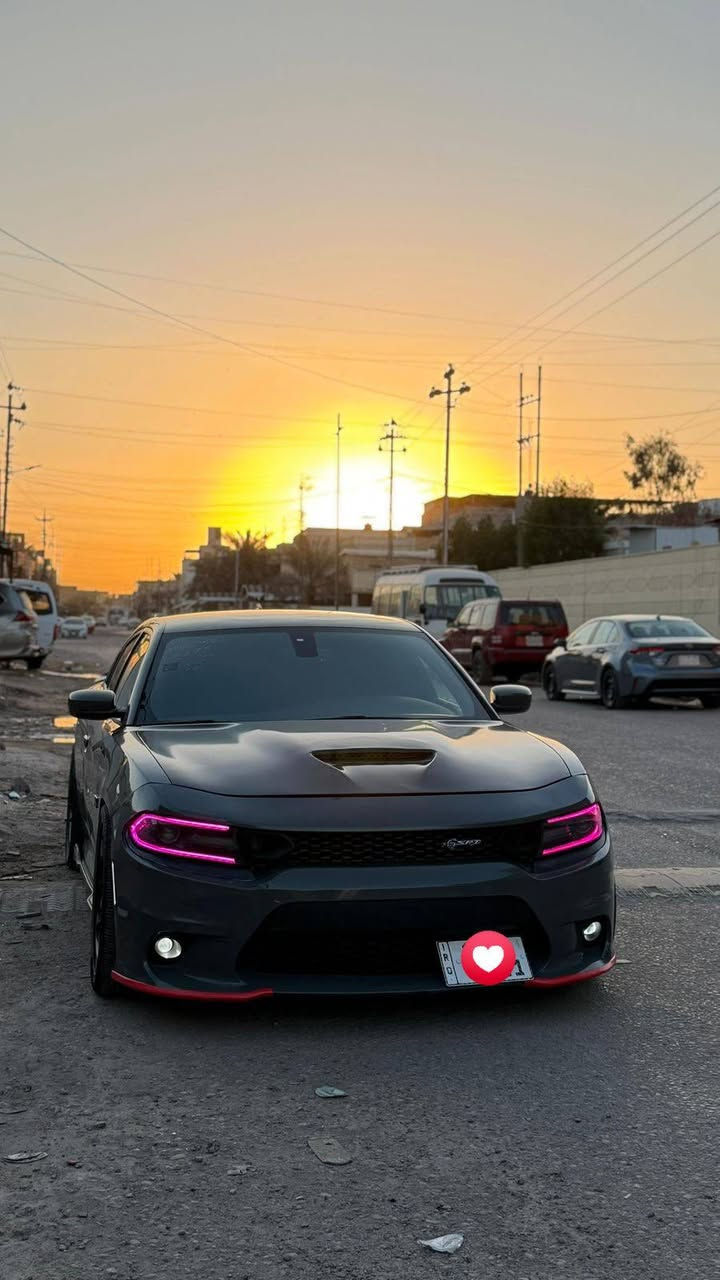 شارجر 19 فول مواصفات مزوده مكينه 3600  ارقام وسنويه شرط الحاسبه سياره جاهزه من كلشي مكينه كير حداديه تبريد تخم تاير جاهزه السعر 77 الشراي يتصل مكلف بنشر انا ***********
