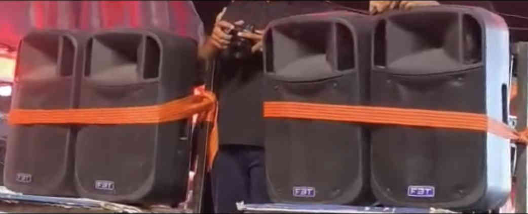 سلام عليكم زوجين كفرت 15 انج اف بي تي الاصلي سعر الزوج450الف  للاستفسار***********
