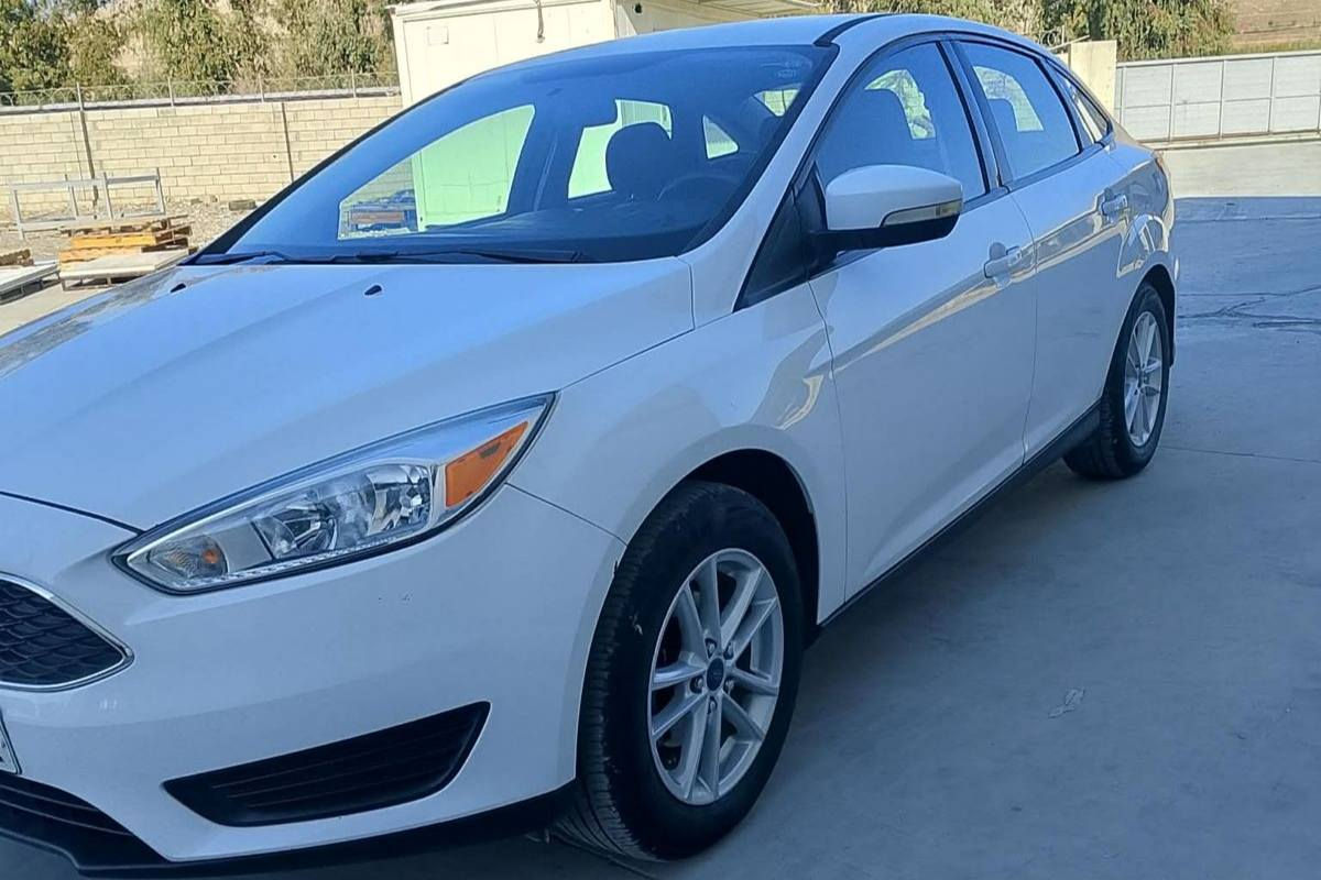 فۆرد فۆکس 2017 مواسەفات SE 
سەنەوی تا ٢٠٢٨ تازەیە بەشەرتی تەحویل 
دوو پارچە بۆیاغ 
چەمەلەغی پێشەوە لای سەکن 
و چەمەلاغی دواوە لای سەکن  بێ ناوگرتن بێ ئێرباگ 
توند و تۆل و بێ موشکیلەیە 

سـعـر : لە کۆمێنت داوابکە ڕاستەوخۆ بۆت دێت 📥 

گێرو مەکینەو کارەباییات بەشەرت 
هیچ کێشەیەکی تێدا نییە 

ژمارەی خاوەنەکەی 
***********
ڤایبەر و واتس ئاپ
