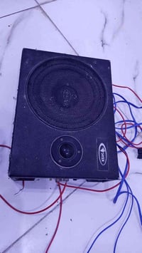 مضخم صوت • إلكترونيات