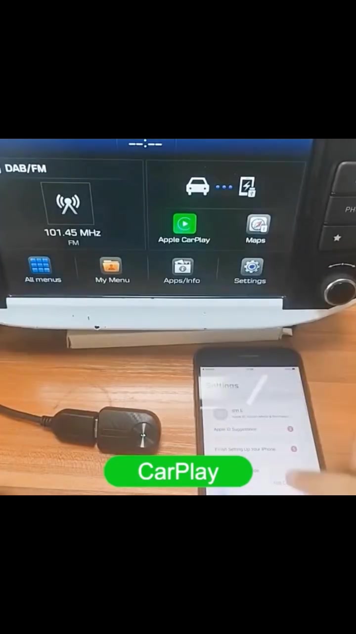 محول #كاربلاي لاسلكي (Wireless CarPlay Adapter)، يُستخدم لتحويل نظام كاربلاي السلكي في السيارات إلى نظام لاسلكي.
يتميز بتركيب سهل "Plug and Play"، حيث يتم توصيله بمنفذ USB الخاص بالسيارة والاقتران به عبر البلوتوث.
يوفر اتصالاً سريعاً ومستقراً، ويبدأ العمل تلقائياً عند تشغيل السيارة.
يعمل مع السيارات التي تحتوي بالفعل على نظام CarPlay سلكي، ويأتي عادةً مع محولات لتناسب منافذ USB-A و USB-C.
10 الف


**إذا كنت صاحب هذا الإعلان وتريد حذفه لأي سبب، رجاءا أرسل رسالة إلى الدعم الفني**