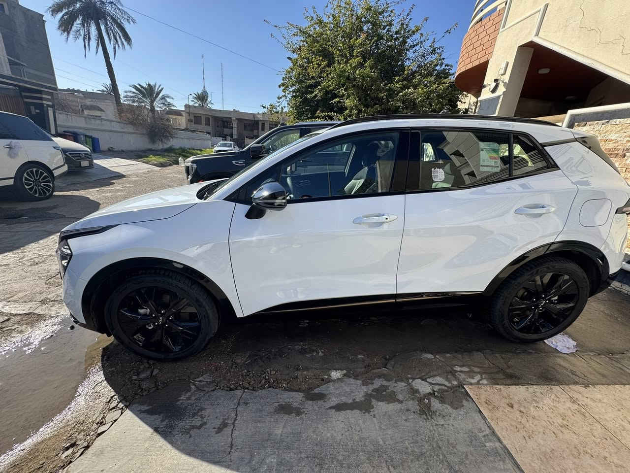 السلام عليكم سبورتج موديل 2025 بلاك ادشن ماشيه7000 ضمان الدوليه رايده ب260 ورقه مكانه الحارثيه ***********
