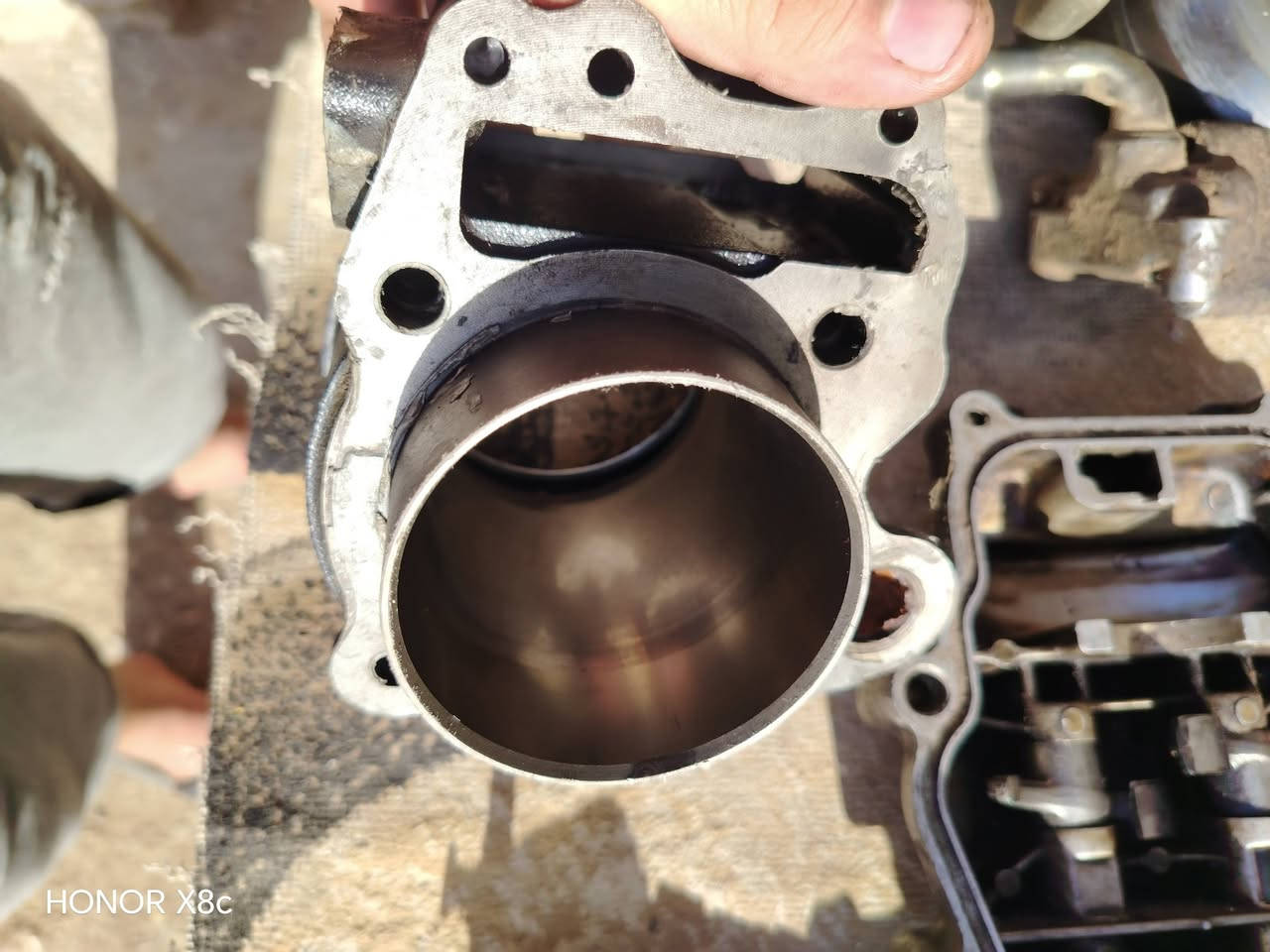 السلام عليكم اني قبل فتره بعت دراجتي و بقن عندي غراض تفصيخ مكينه مال 0.8
ابيعهن بسعر جوه السوك


**إذا كنت صاحب هذا الإعلان وتريد حذفه لأي سبب، رجاءا أرسل رسالة إلى الدعم الفني**