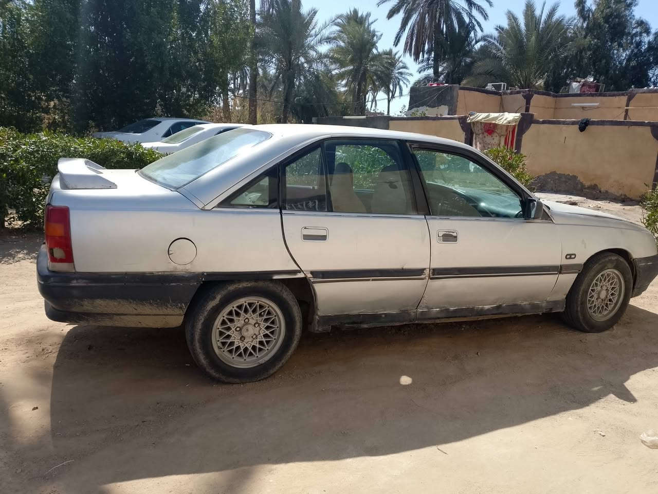 سلام عليكم  عمي وينهم جنايت اوبل اوميكه بيع مستعجل  نضيفه موديل 88 مكينه وكير وكسن كله جديد كهربائيات جديد سيره السعر 15  نضيفه ترايك وين ما يعجبك المكان ديوانيه امكلف بنشر الرقم الهاتف ***********
