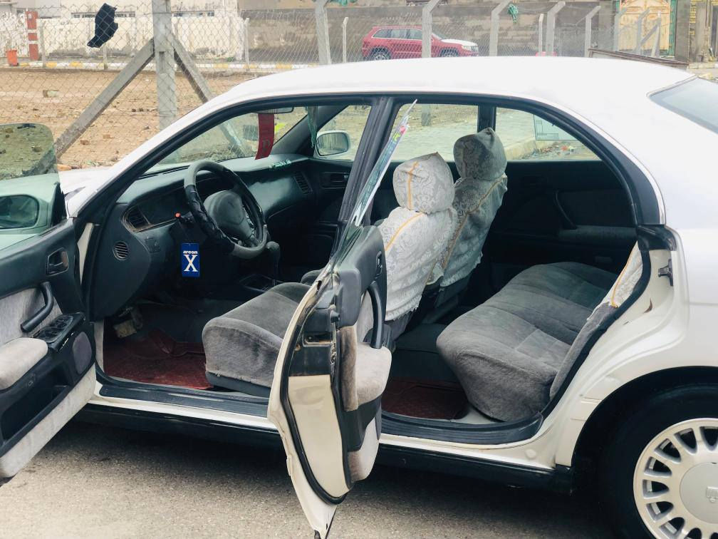 كراون بطه مديل 92 رقم بغداد مرشوع وطني سياره كفاله من كص ونقل جثه وكلبه وعيب شرعي حداديه مكينه كير السعر 63 وبيه مجال العنوان واسط الاستفسار ع رقم *********** مامتواجد ع فيس لاا ادخل خاص
