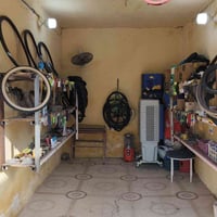 مكلف بل نشر محل لبيع استفار خاص او اتصل على   الرقم 07803307181