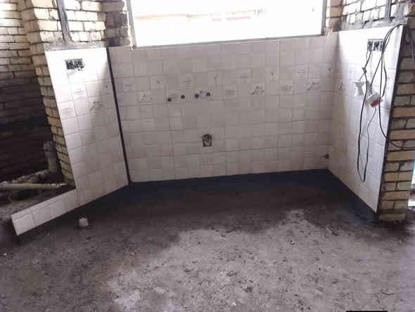 السلام عليكم يوجد خلفة سيراميك متفرغ حاليآ تطبيك جداري و ارضي مكاني كربلاء للاستفسار*********** أو راسلني خاص
