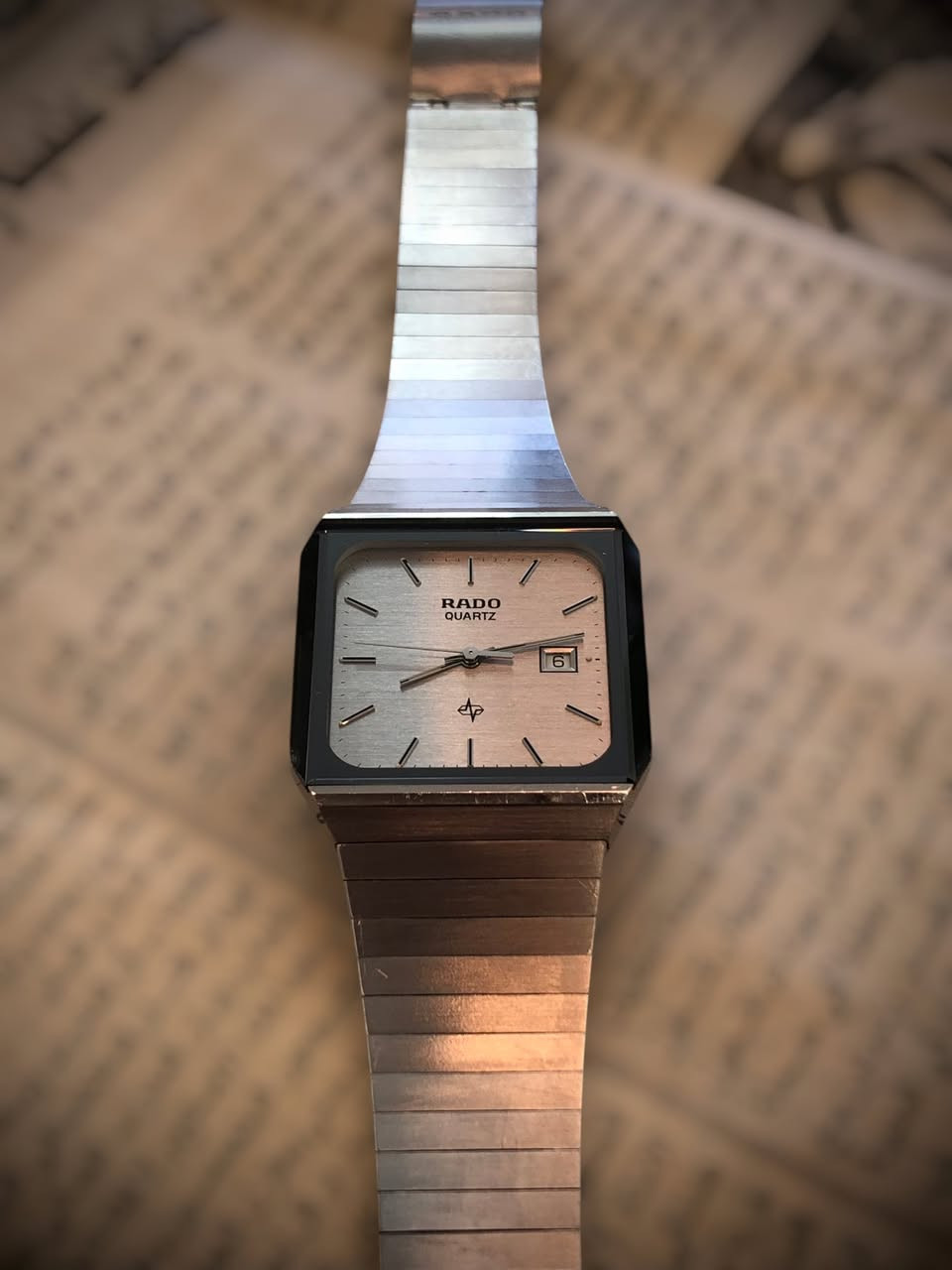 رادو الاصيلة من النوادررر نظيفة جداا جدااا لوك زمبلك سير ماكنة كلها اصلي بلادي ومختوم 
للبيع 
يتوفر توصيل لكافة المحافظات


**إذا كنت صاحب هذا الإعلان وتريد حذفه لأي سبب، رجاءا أرسل رسالة إلى الدعم الفني**