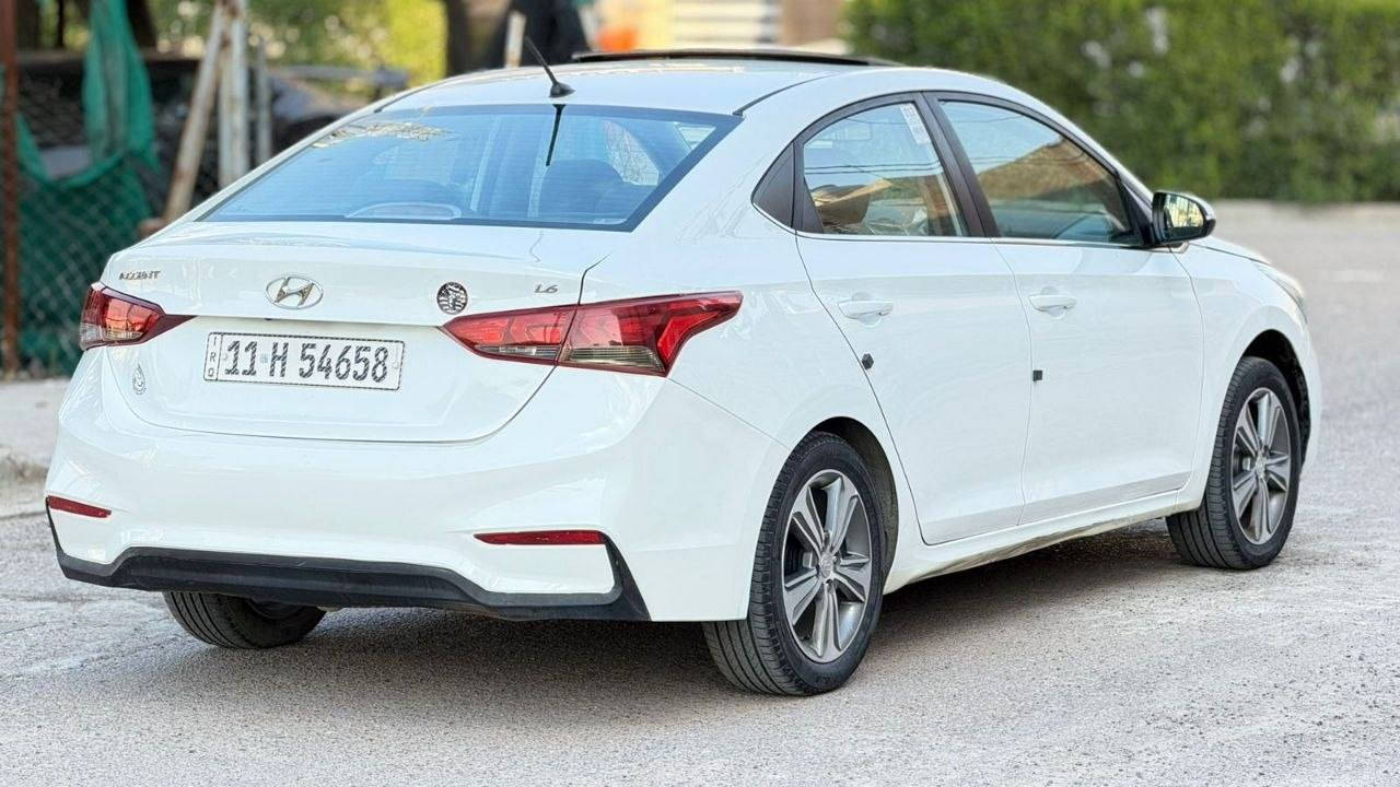 سلام عليكم اكسنت 2019 خليجي فول مكينه 1600 دوش قطعتين تبريد فتحه ومري شفط كير ومكينه مكفولات بيها ربع الجاملغ الامامي الايمن صبغ فقط بدون دواخل السياره جديده احلى من الصور تبريد ثلج تخم تاير جديد صدر امامي خلفي جديد 
السعر 122 وبيها مجال مكاني بغداد شهداء البياع
***********
