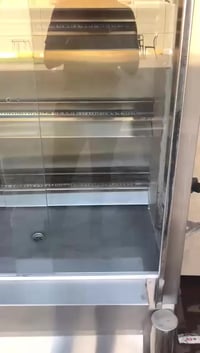 🌟 شواية دجاج للبيع   ☆ استعمال قليل  ☆ شغل درجة أولى  للاستفسار اتصال ...