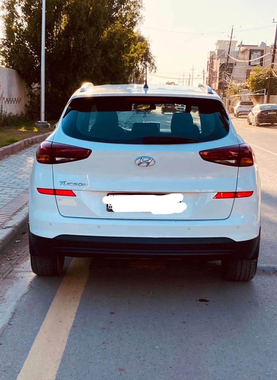 السلام عليكم توسان للبيع 2019 رقم اربيل خليجي مكفوله فقط بارد بين البابين الايمن بصمه شحن لاسلكي شاشه السعر 185 مكانها بغداد العامريه ***********
