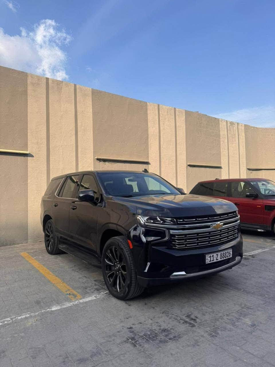 السلام عليكم

تاهو  ls 2023 امريكي

ماشية 23 ml

مرقم بغداد باسمي دخول جديد 

الون : نيلي غامق على اسود متغير 

وارد امريكي فقط بنيد مبدل بدون قطرة صبغ    راديتراته نفسهن صور لحادث مرفوقه بل منشور 

نقطه عمياء 

تحكم استيرن

حساسات أمامي وخلفي

مواصفات ال LS  معروفه

السعر : 425$  وبيها مجال 

مكان السياره : بابل / المدحتية 

التواصل واتساب فقط

***********
