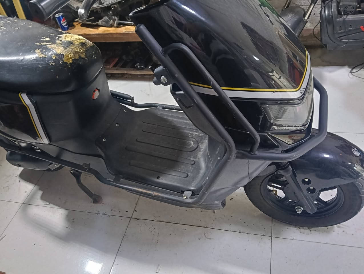 السلام عليكم دراجه شحن سرعه 100
الدراجه ملفها جديد استخدام شهر نقصها بطاريات بس  حط سعرك والف عافيه مكاني بغداد


**إذا كنت صاحب هذا الإعلان وتريد حذفه لأي سبب، رجاءا أرسل رسالة إلى الدعم الفني**