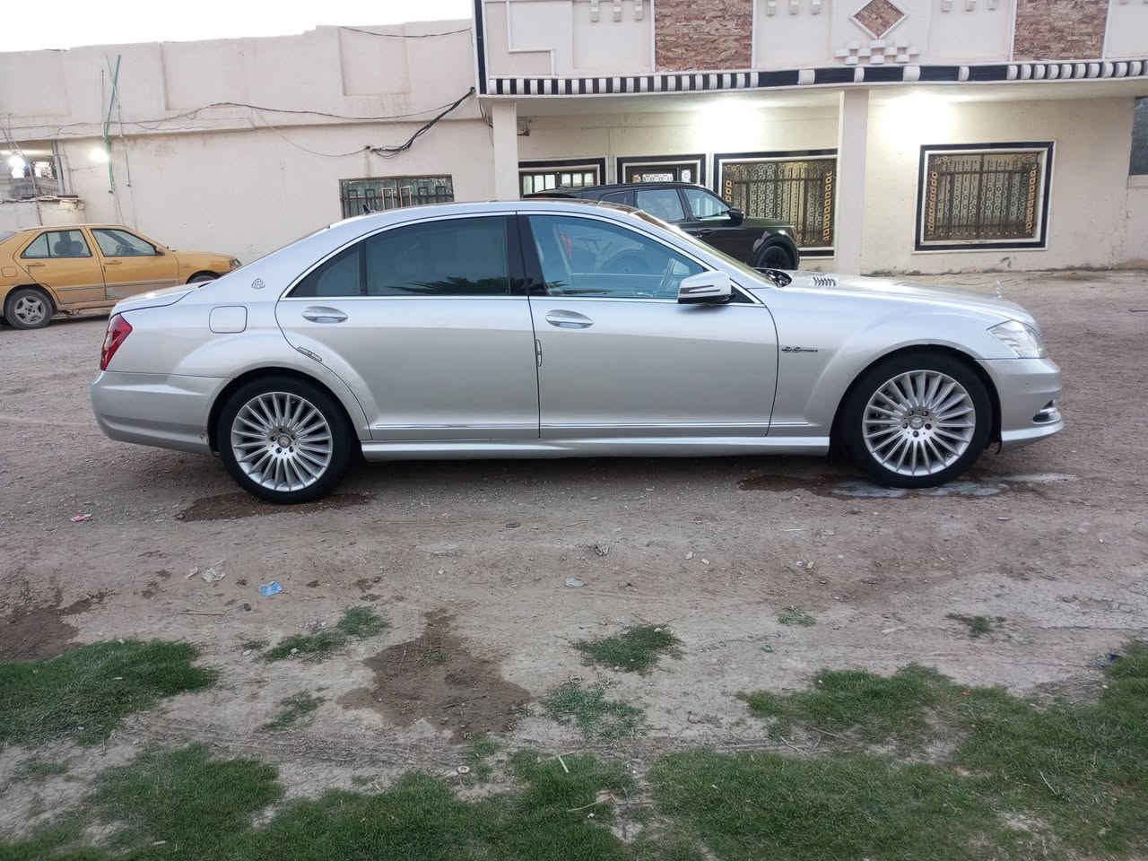 للبيع S550  2008 وراد خليجي ماشيه 188 فول مواصفات للأخير بيها جاملغ دبل كود من الشركة بس جاملغ باقي كفاله داخل عسلي
مكاني حله للاستفسار 

***********
