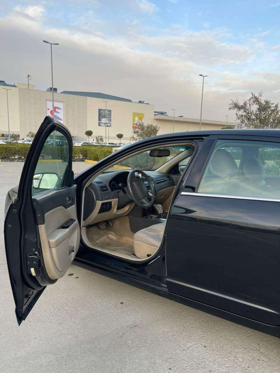 .                               بِسْمِ اللهِ الرَّحْمَنِ الرَّحِيْم
فۆرد ڤیوژن SEL : مۆدێل 2011

مواصفات SEL ، ناوزەرد ، فۆرمیکا ، داشبول ٧ رەنگ 
کوشن جلد و کوشن هيتەرکوشن کارەبا ، بالی سەرسنوق بیلادی ، کۆدی دەرگا ، سیدی بۆکس ، بێ ناوگرتن بێ ئێرباگ
شەریکە شەغال 115 میل رۆشتوە گێرومەکینە بەشەرت نەکراوەتەوە تەبرید سەکن و سەیاق جیایە AC.   ACMAX رەسمی سۆنەریم داناوە سەرقەوسی دوواوە لای سەیاق کەمیک بۆیاخە ئێڕباگی نەتەقیوە سەنەوی تازەیە تا٢٠٣٠ گێڕ و مەکینە و تەبرید و بەناوکردن و غرامە هەمووی بەشەرت
نرخ : ٩٣ وەرەقە

ژمارەی خاوەنی سەیارە☎️ *********** 
واتس ئەپی لەسەرە السليمانية, العراق
