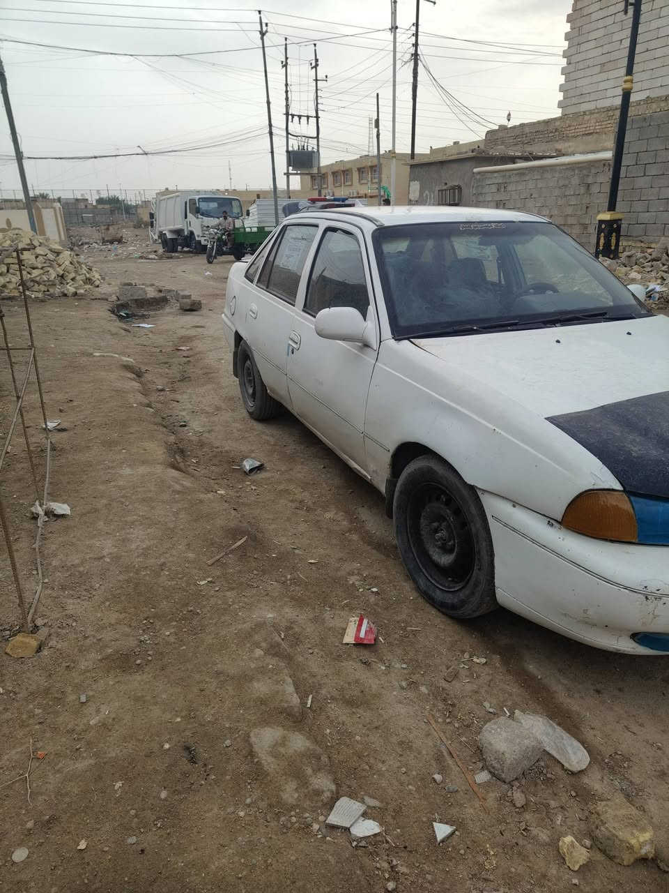 دايو سلو سياره جاهزه بيه خيط تبخير بدون تنقيص مداور ثاني يوم مشروع وطني سعره22 وبيه مجال مكاني ناصريه سوق الشيوخ ***********
