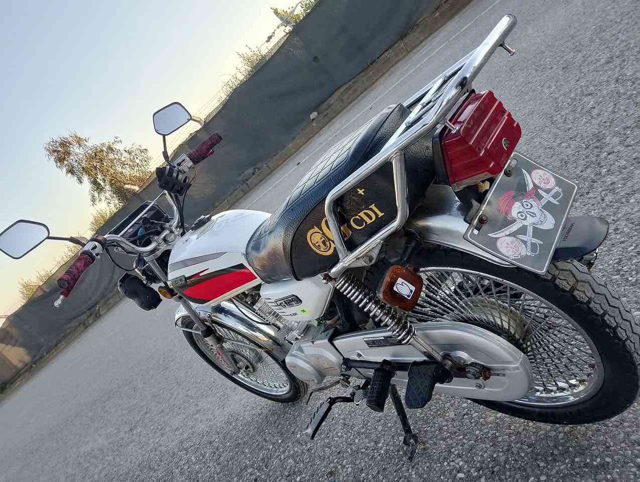 السلام عليكم موطور تايكر للبيع موديل 2020 محرك سبانا ما مضروب معدله تحريكه فول وايرمنيه كلها شغاله السعر 475💲*********** واتساب
