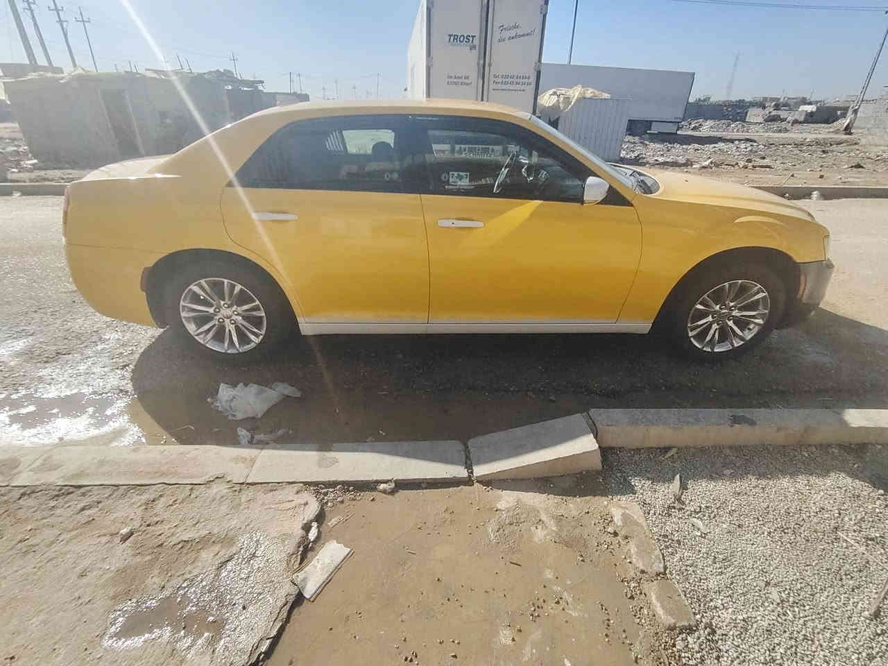 اوباما للبيع فقط موديل 2021 اصل باسمي تحويل ثاني يوم مواصفات فول عدا الفتحه فئة S  رقم بغداد خطها عماره بغداد السعر 230 ابيع مستعجل  ما  متواجد ع الفيس باقي التفاصيل اتصل ***********
