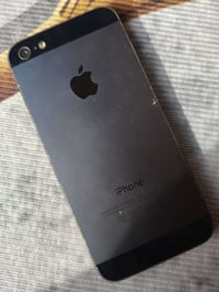 للبيع ايفون فور جهاز نضيف فقط اتصال الجهاز  السعر 35 قفل  رقم الهاتف 0...